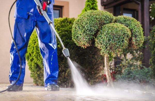 Driveway Cleaning in North Fort Myers