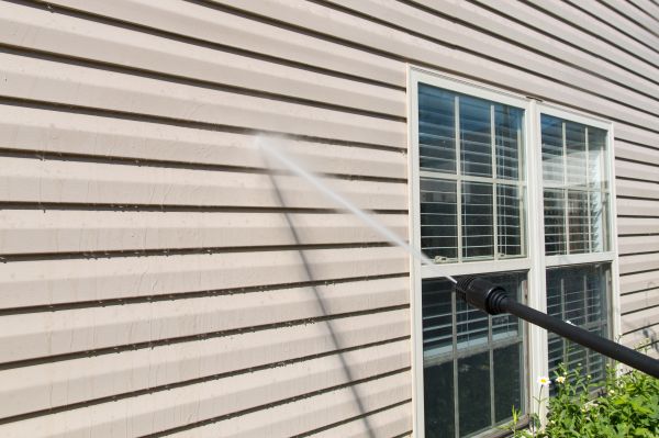 Pressure Washing in North Fort Myers