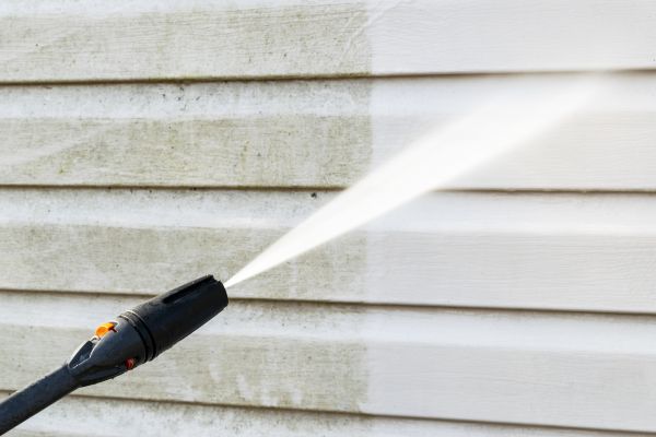 Cost of House Exterior Cleaning in North Fort Myers