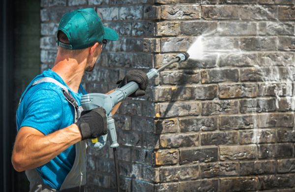 Brick Wall Cleaning in North Fort Myers