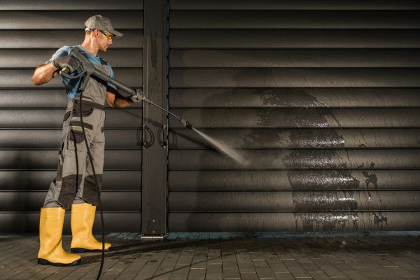 Garage Pressure Washing in North Fort Myers