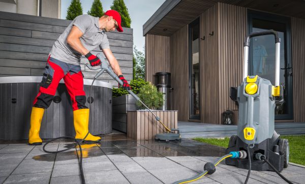 Concrete Patio Washing in North Fort Myers