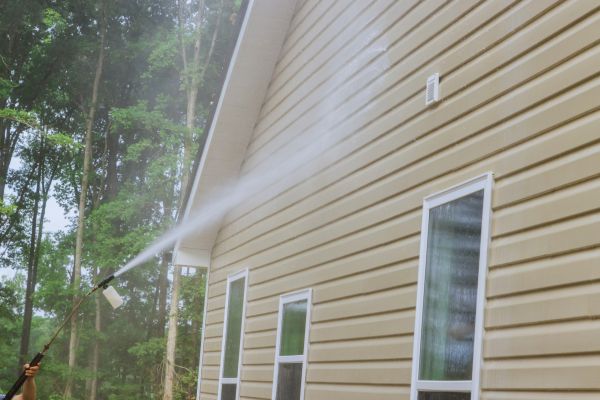 Home Siding Cleaning in North Fort Myers